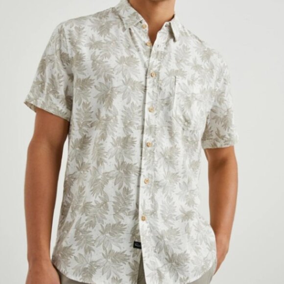 Rails NWT Carson Shirt Button Down Collared Short Sleeve Dotted Fronds - Picture 1 of 6